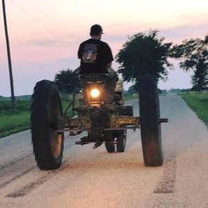 Meet your Posher, Joel